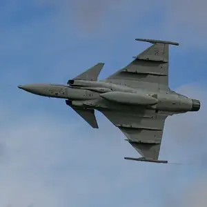 Fighter Jet Flyover Alert