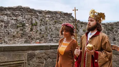 Der König auf der Burg - Besuch von König Vladislav Jagello auf der Kunětická Hora — Burg Kunětická Hora, Ráby