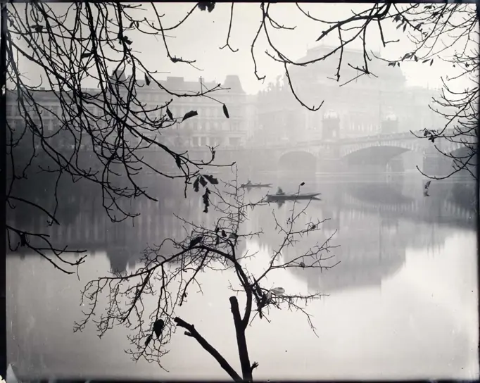 PRAG in Fotografien aus PPF-Sammlungen — Atelier Josef Sudek, Prag