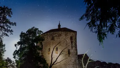 Ніч замків на Точніку — Hrad Točník – nádvoří, Точник