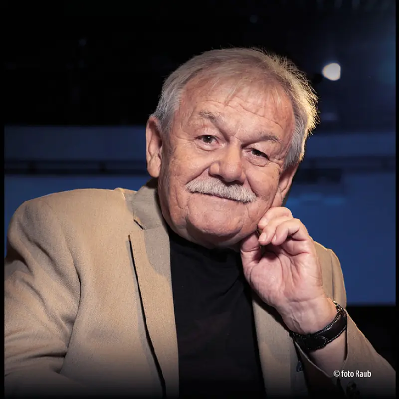 Mikropárty mit Karel Šíp — Municipal Theater Jablonec nad Nisou, Jablonec nad Nisou