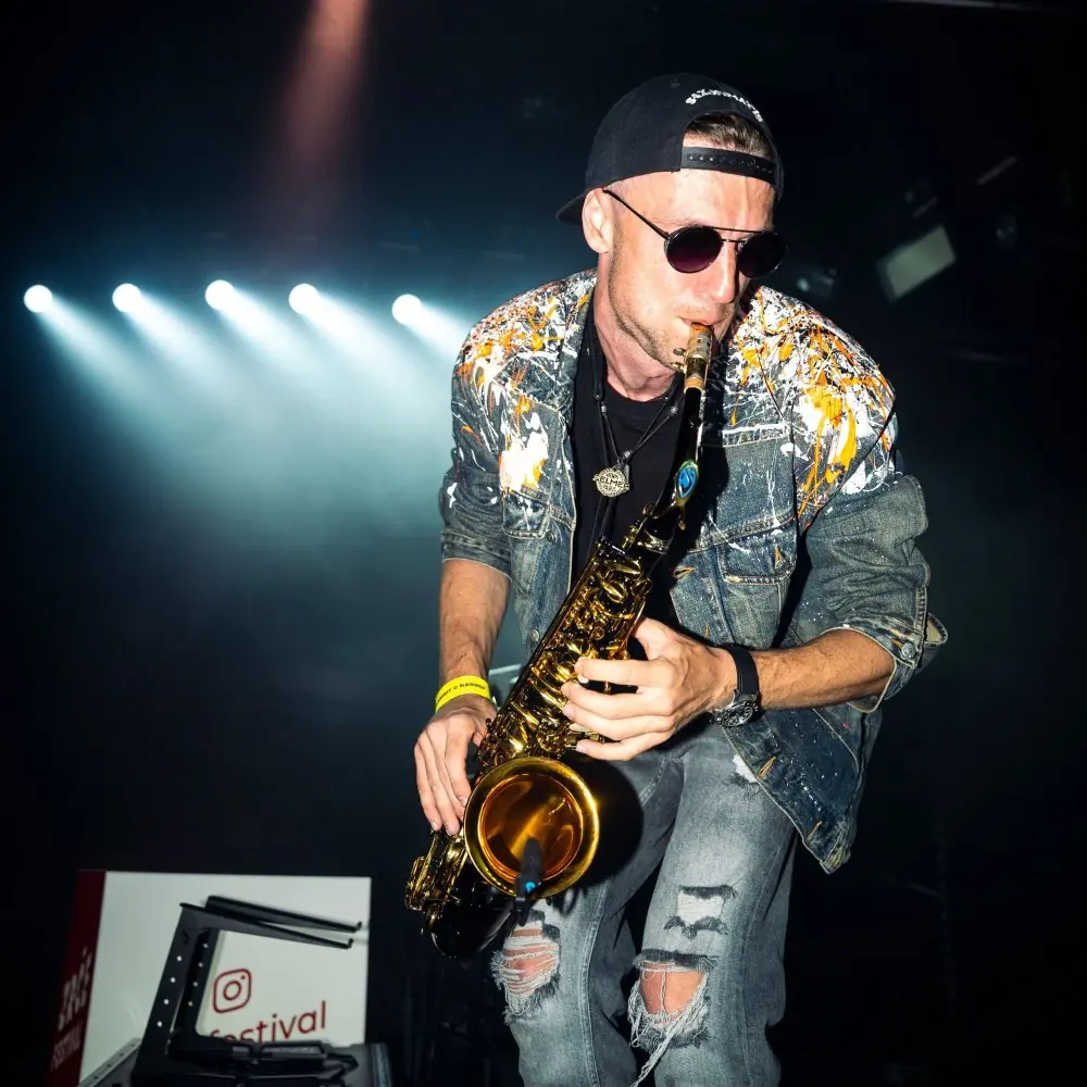 Rooftop Fun #6: Saxofrancis — Telegraph, Olmütz