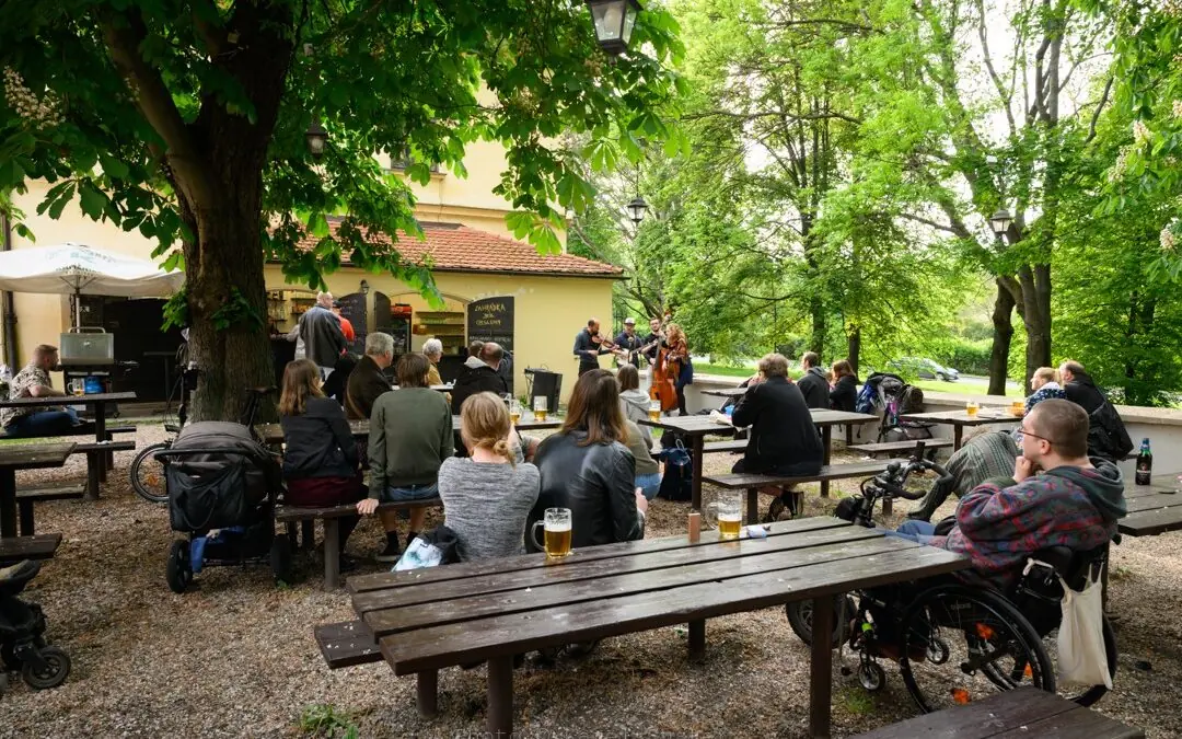 Канікули в Каштані 29 червня - 31 серпня — Kaštan - Scéna Unijazzu, Прага