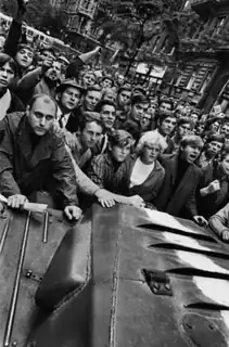 Guided Tour / Josef Koudelka - Invasion 68