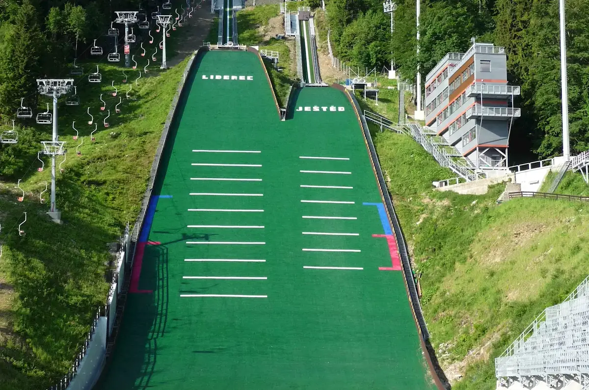 Red Bull 400 na Ještědu 2026 — Horní Hanychov, Liberec