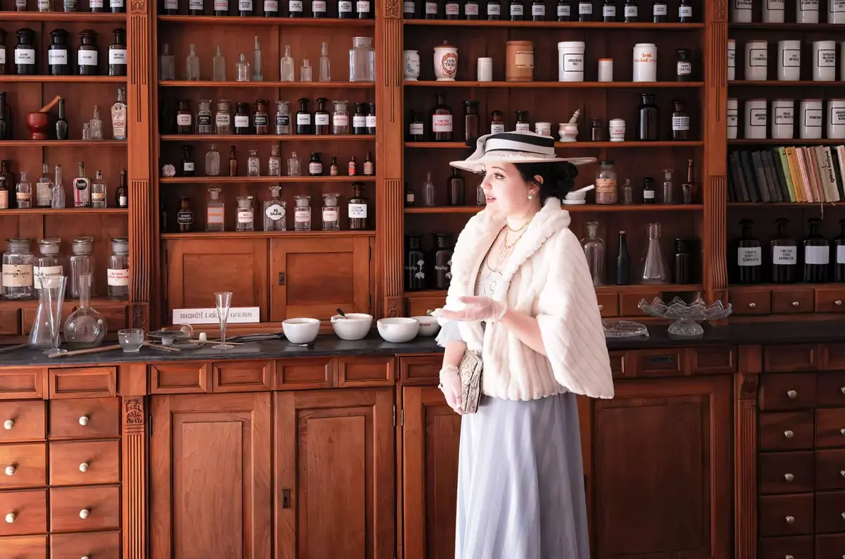 Tours with the Pharmacist — Zámecká Pharmacy Třeboň, Třeboň