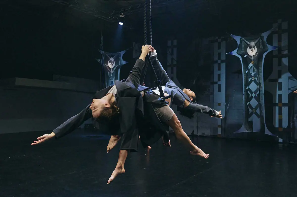 Iza Szostak: Trapéza — Studio Hrdinů, Praha