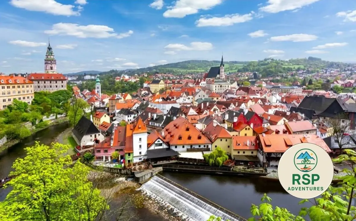 Discover the Fairytale Town of Český Krumlov — Praha hlavní nádraží, Prague