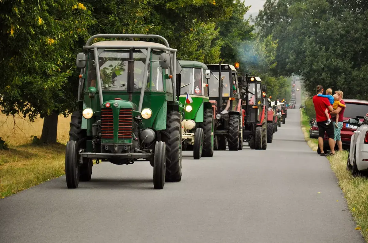 Železnohorský traktor 2026 — SDH Žďárec u Seče, Seč