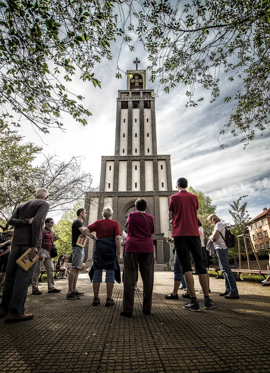 Kostel svaté Hedviky — náměstí Svaté Hedviky, Opava
