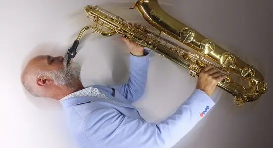 Cyrille Oswald (NL) "Tons Of Bari" — У Малого Глена, Прага