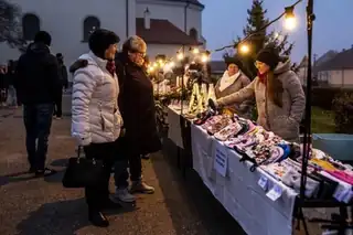 Christmas Tree Lighting 2026