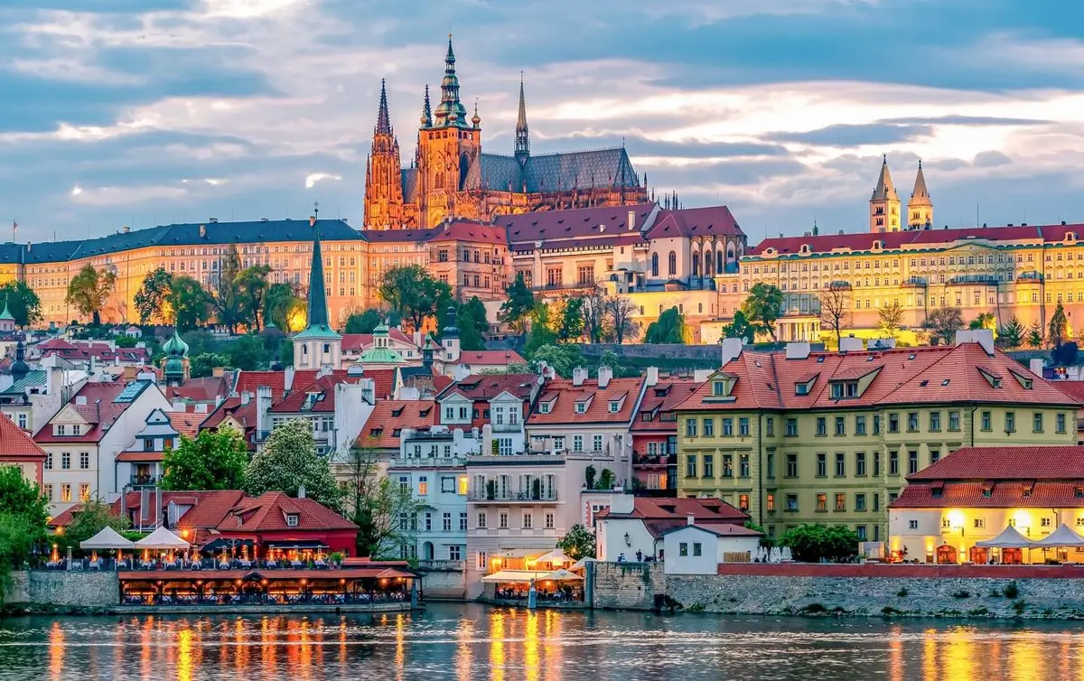 BLPA Worldwide - Prague Tour - 8 Tage / 7 Nächte Adult Hockey Adventure — Prague, Czech Rep, Prag