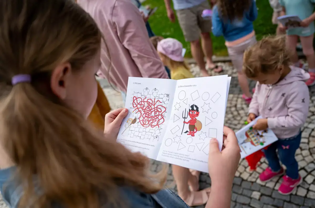 Za sušickými pohádkami a pověstmi — Informační centrum Sušice, Sušice