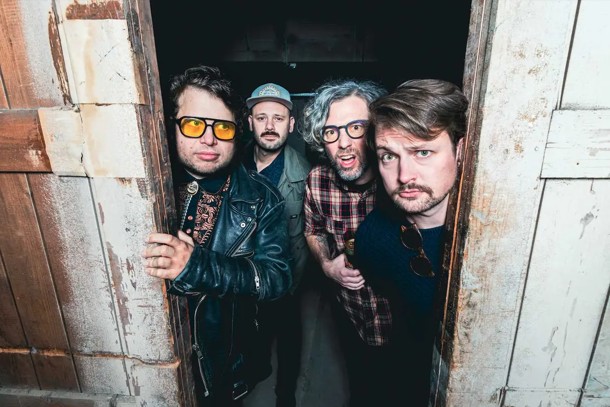 The Atavists + Beach Bum — Klub Alterna, Brno
