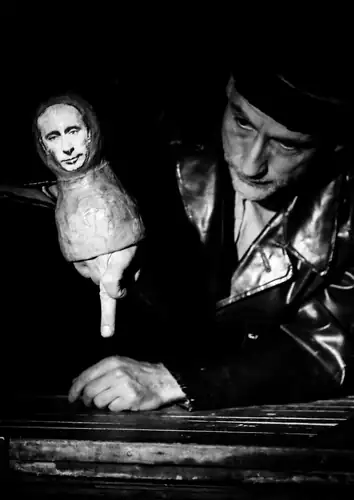 Театр Лишень - Путин катается на лыжах