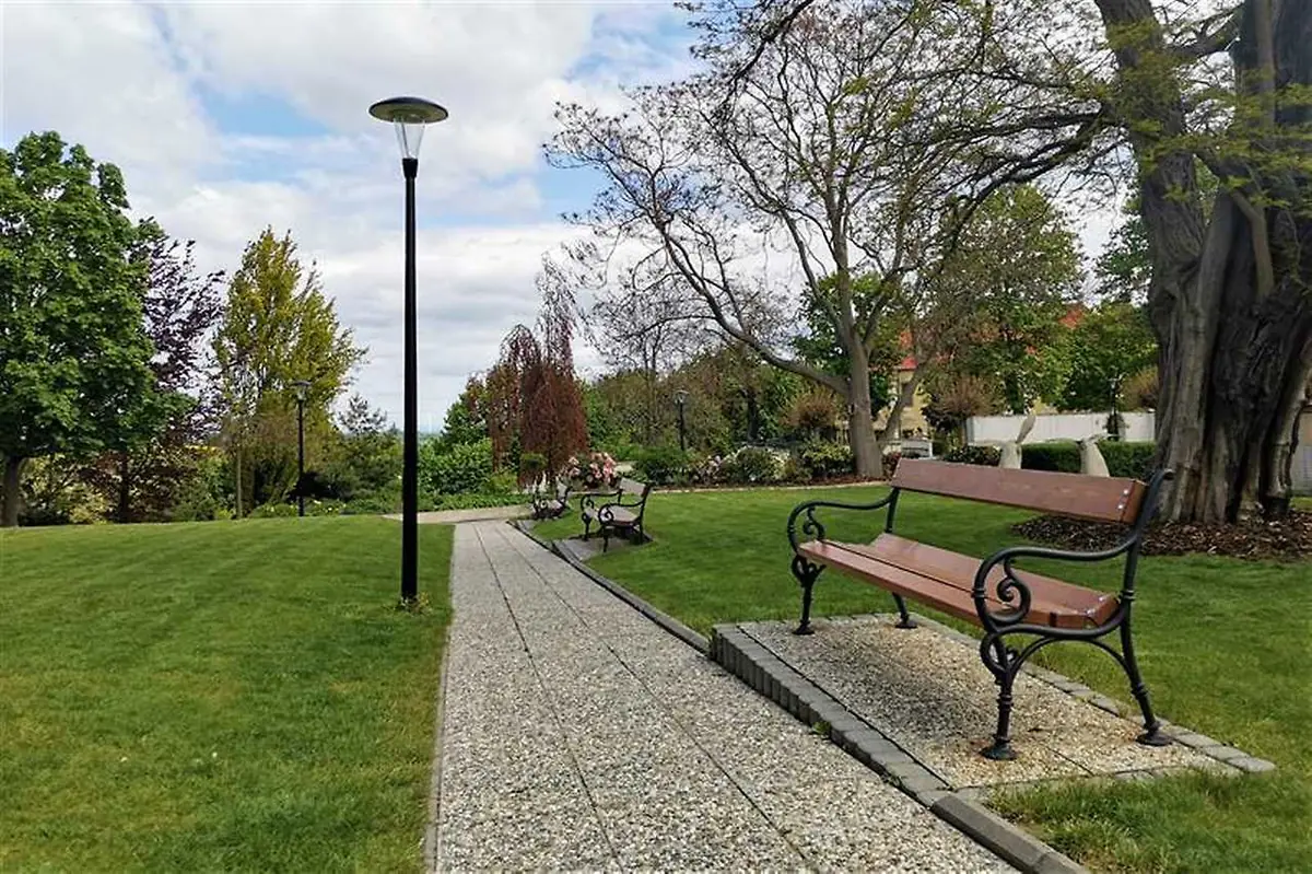 Country večer — Zahrada Kladenského zámku, Kladno