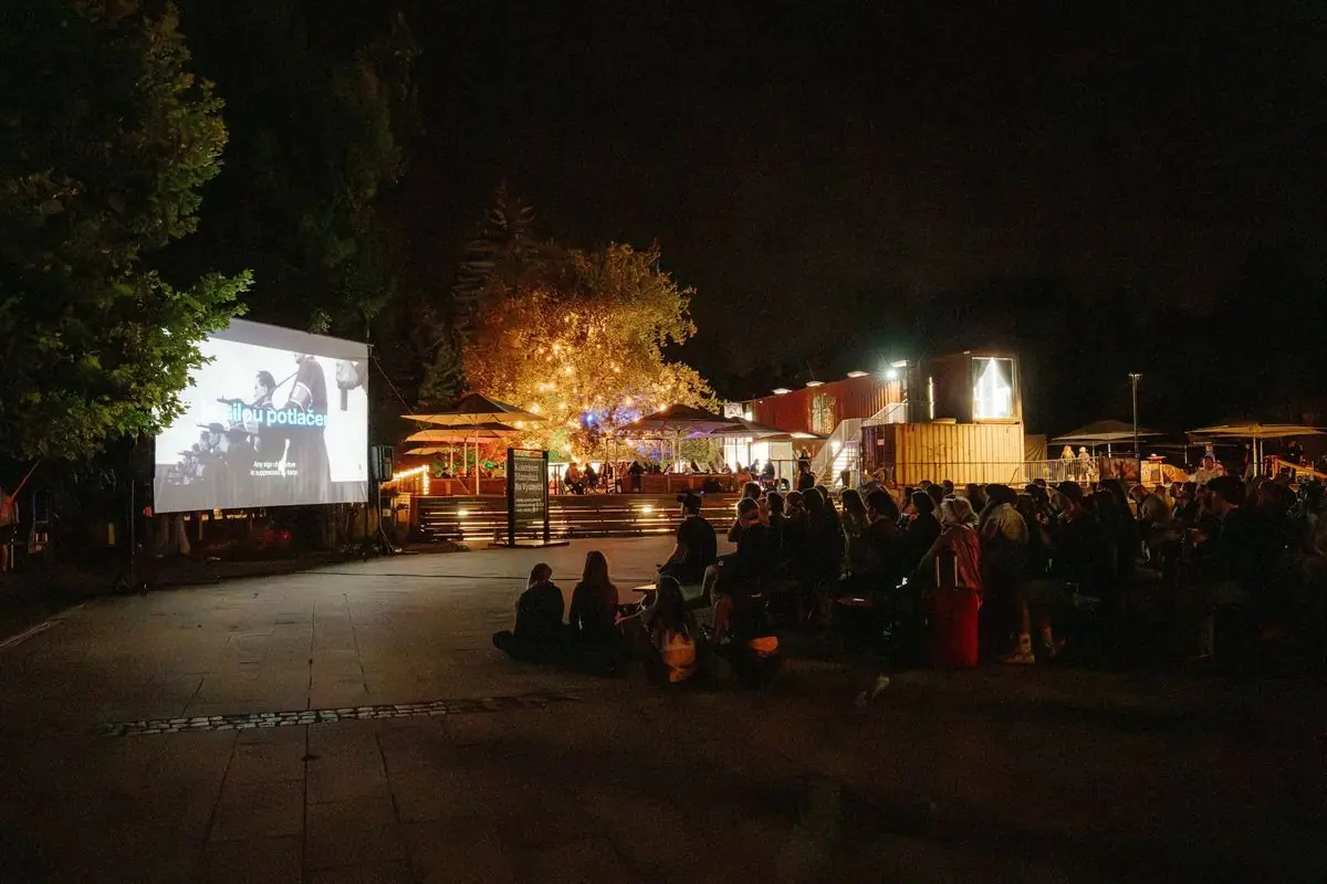 Letní kino: Taking Off (Miloš Forman) | NeverMore 68 na Výstavišti — Spodní část areálu Výstaviště - Bruselská cesta, Praha
