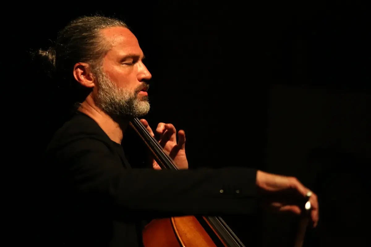 Jiří Bárta & Jazztrio: Bach versus Bolling — Eurocentrum, Jablonec nad Nisou