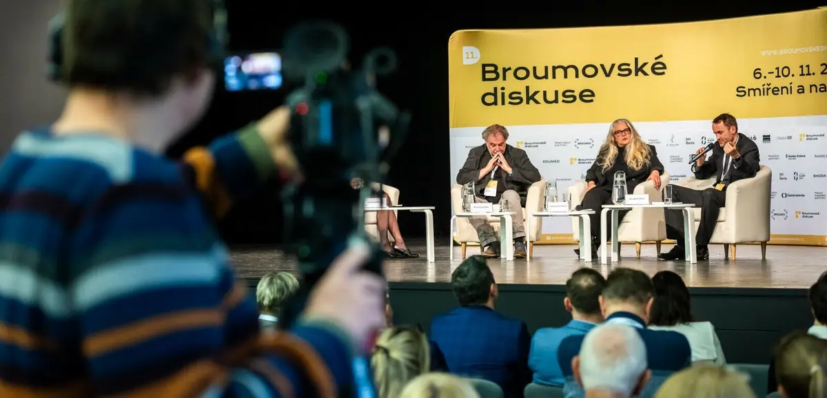 13. Broumovské diskuse: Lidství a odpovědnost — Multifunkční sál Dřevník, Broumov