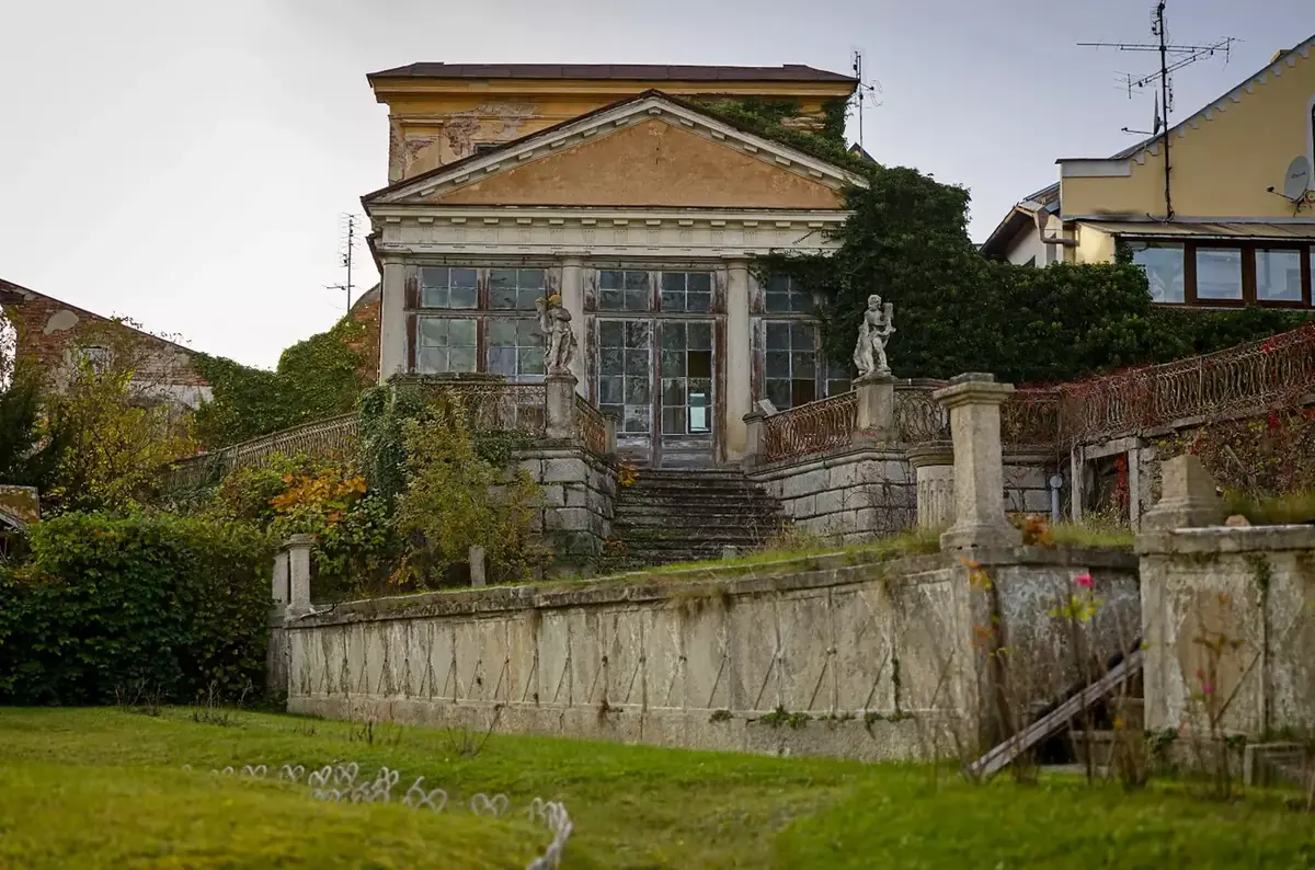Secrets of Landfrasova Garden — Krafferova zahrada, Jindřichův Hradec