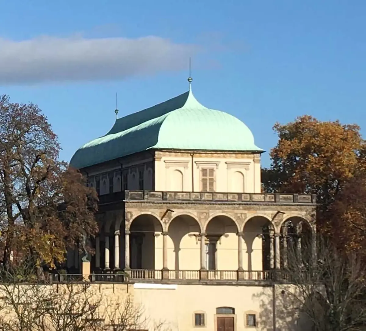 Zahrady Pražského hradu očima turisty — zastávka Královský letohrádek, Praha