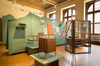 Führung durch die Ausstellung "Cottage. Ein Phänomen in der Architektur"