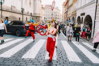 Open-Air auf Letní Letná: Eine Stunde mit HAMU