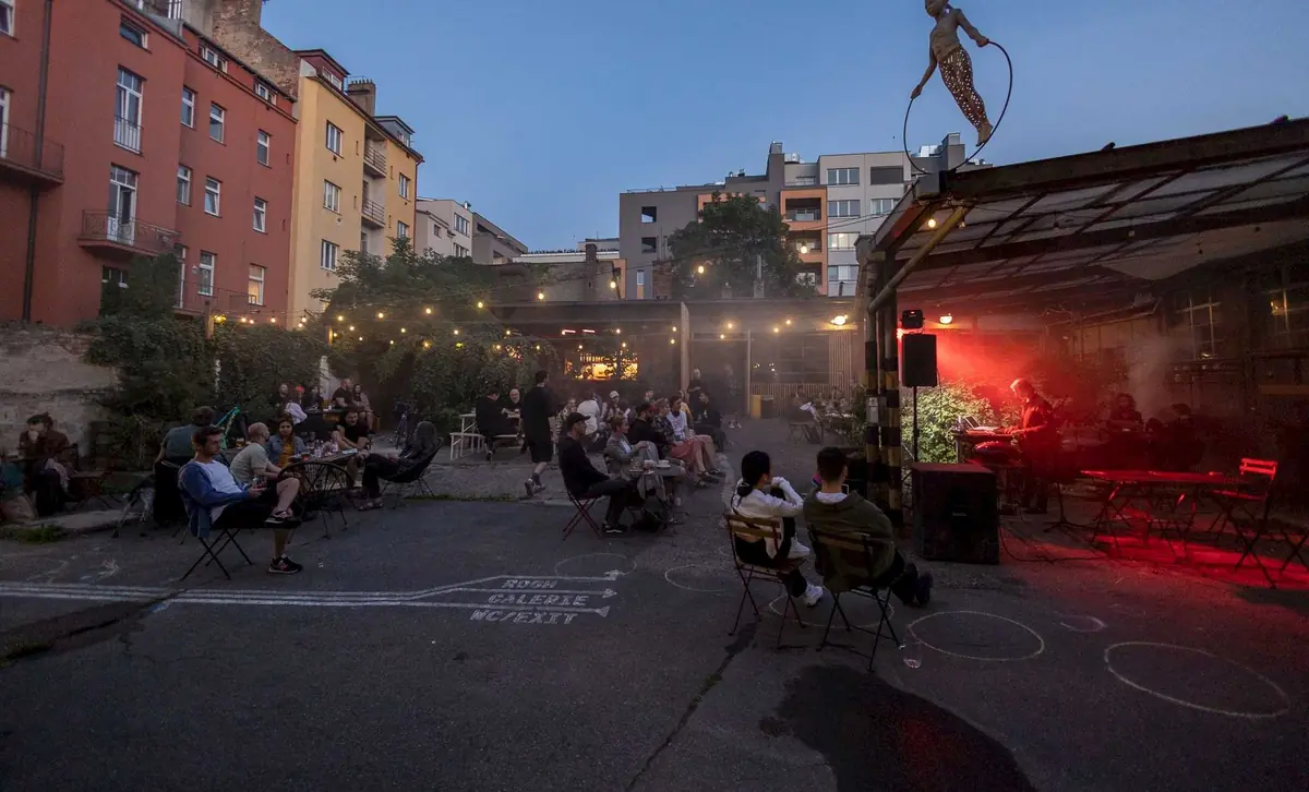 Petro Live: Eizola — Kino Petrohradská – Temporary Club, Praha