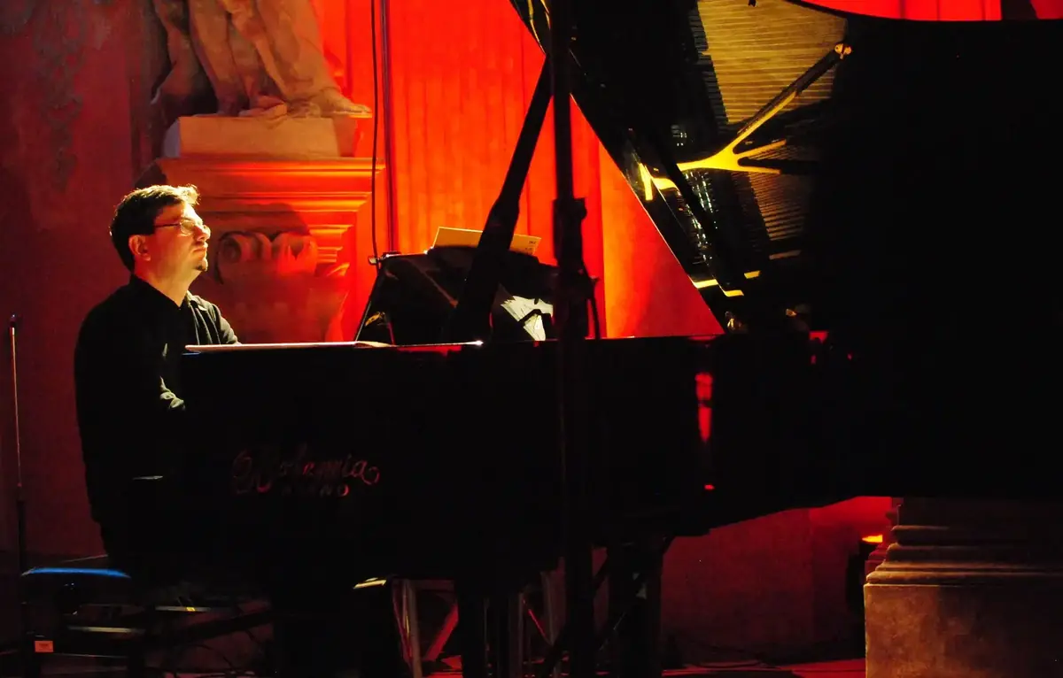 ЕКСПОЗИЦІЯ НОВОЇ МУЗИКИ: COMPLEX SOUNDS: PIANO AND BEYOND — Filharmonie Brno, Брно