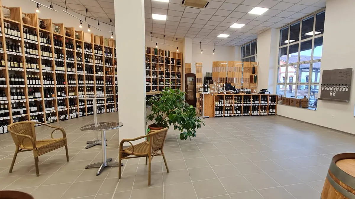 Řízená degustace vín - Vinařství Oldřich Drápal — Holešovická tržnice, Praha