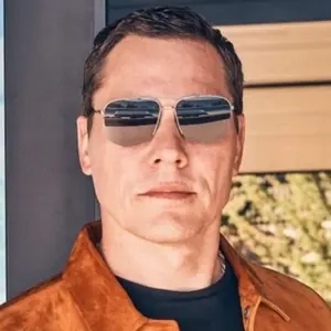 Tiësto — Duplex, Prag