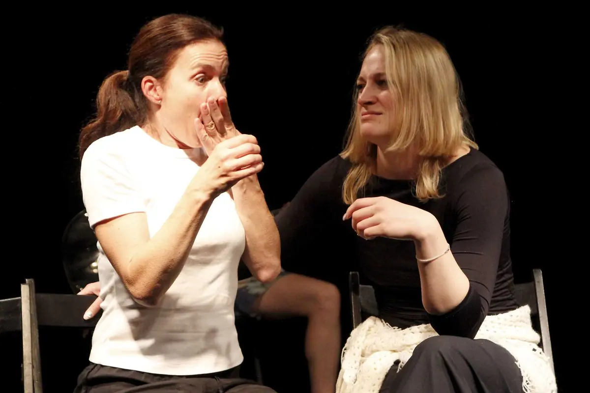 Divadlo 301: Zářijová — Skautský institut na Staromáku, Praha