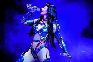 Katy Perry: The Lifetimes Tour - Live From Paris