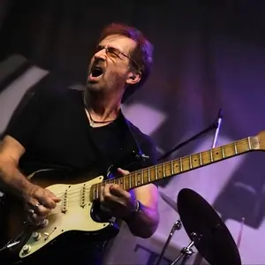 Cliff Stevens — Studio3, Most 1