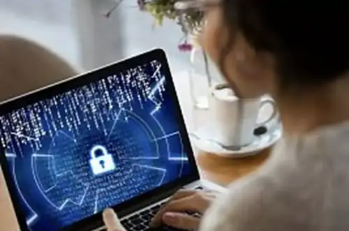 Kyberbezpečnost a umělá inteligence: od A do I