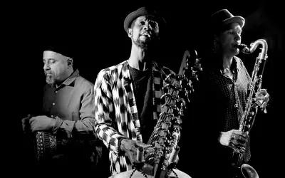 JMO - Jan Galega Brönnimann & Moussa Cissokho & Omri Hason — Kulturní dům, Valašské Meziříčí