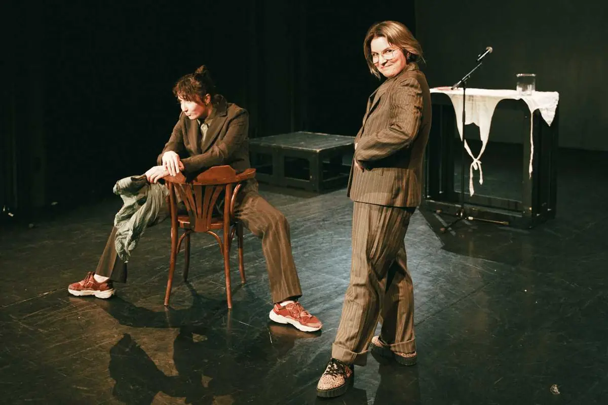 God Save the Drama Queen: Co řešíš? — Klub Divan, Cheb