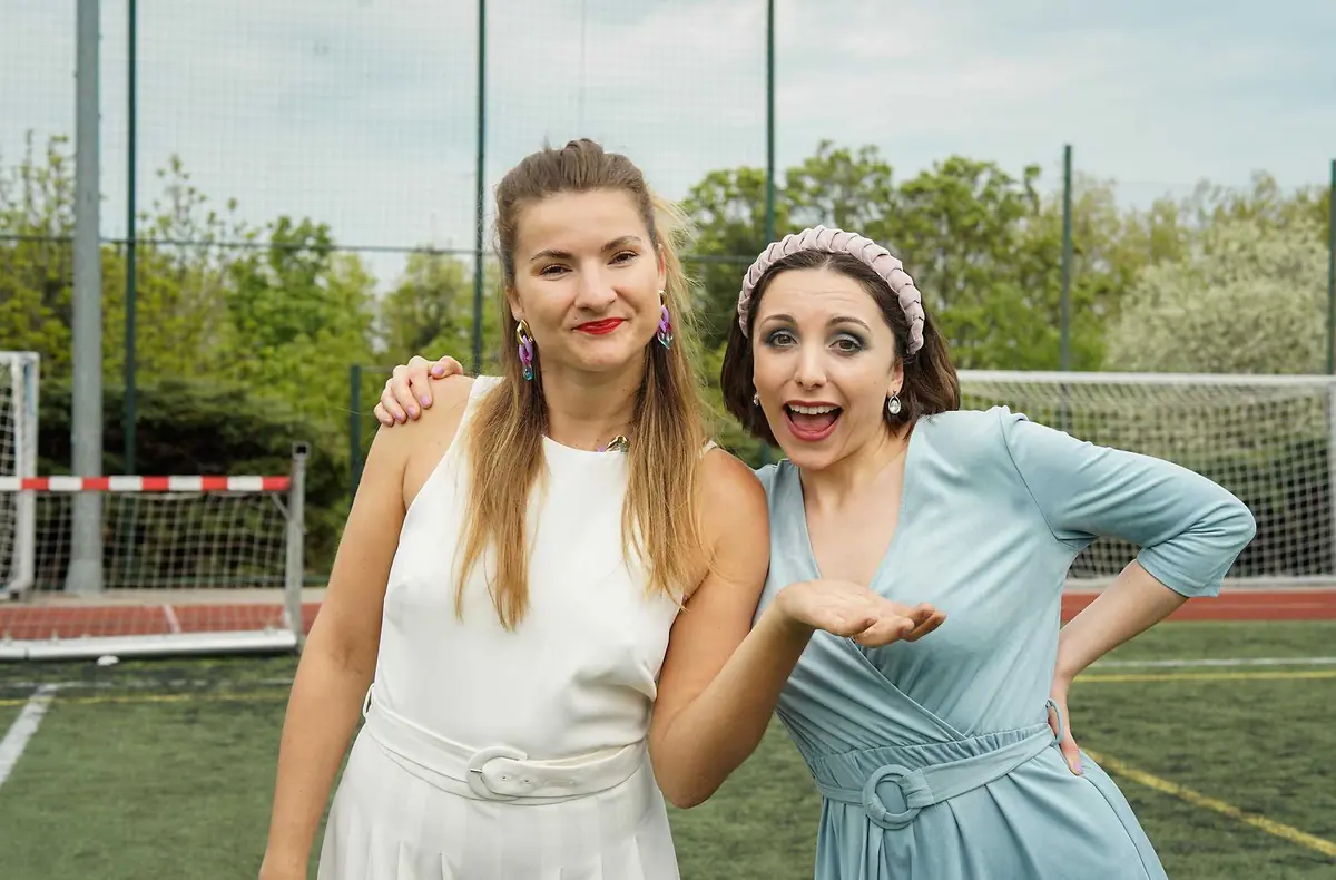 Circular Stand-up by Tali and Eliška Soukupová — Kampus Hybernská, Prague