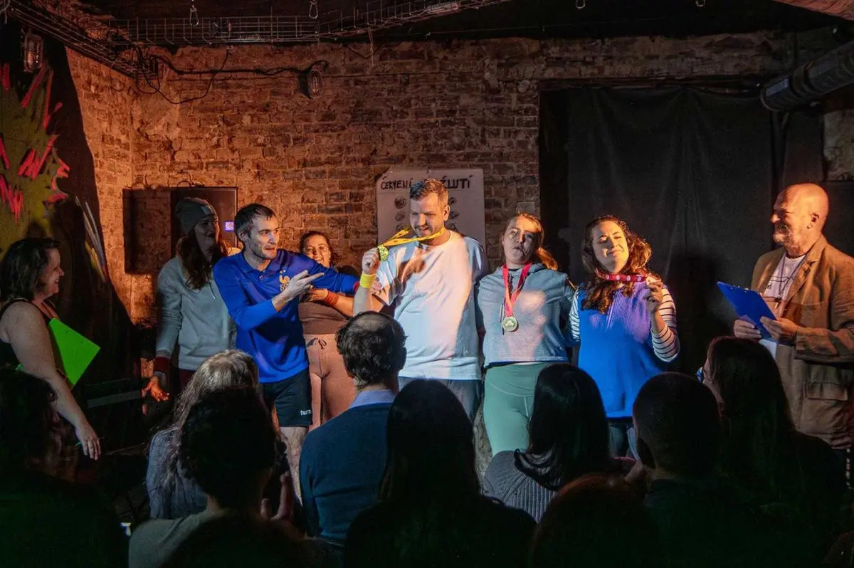 Improshow: VývarGPT — Dock, Ostrau