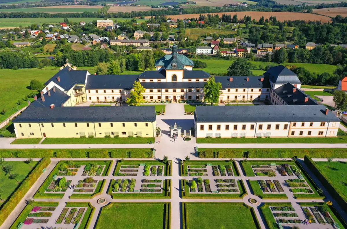 Dracula im Barockgelände Kuks — Barockanlage Kuks, Kuks