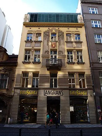 Langhans - Centrum Člověka v tísni