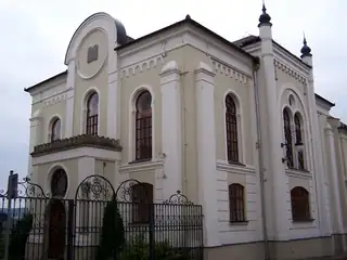 На волне Средневековья