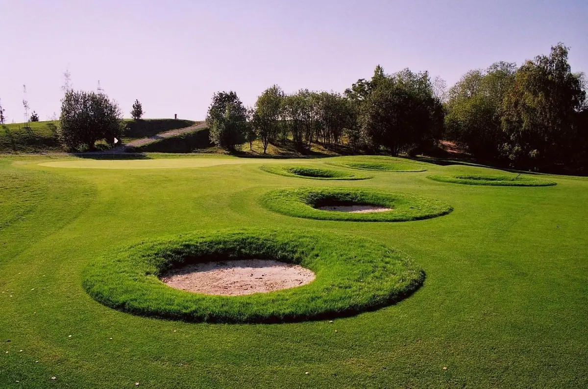 Hostivařská galerie na golfu — Galerie Golf Hostivař, Praha