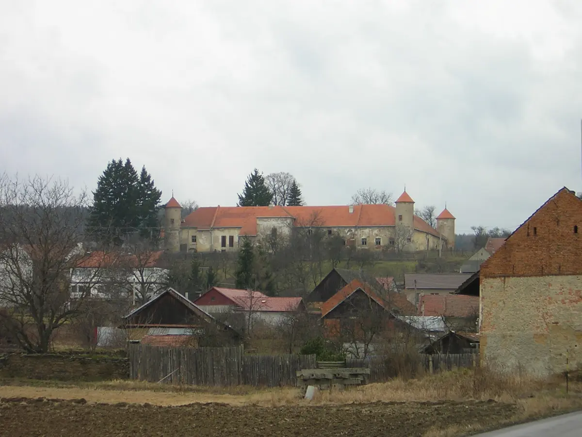 Палац Птені