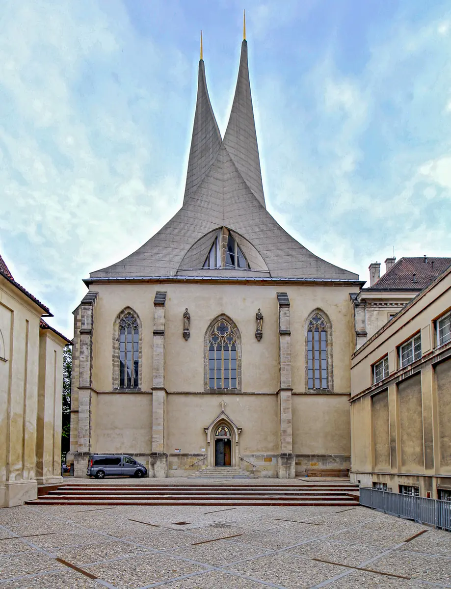 Church of Our Lady and the Slavonic Patrons Emauzy, Vyšehradská 49/320, Prague 2 – Nové Město