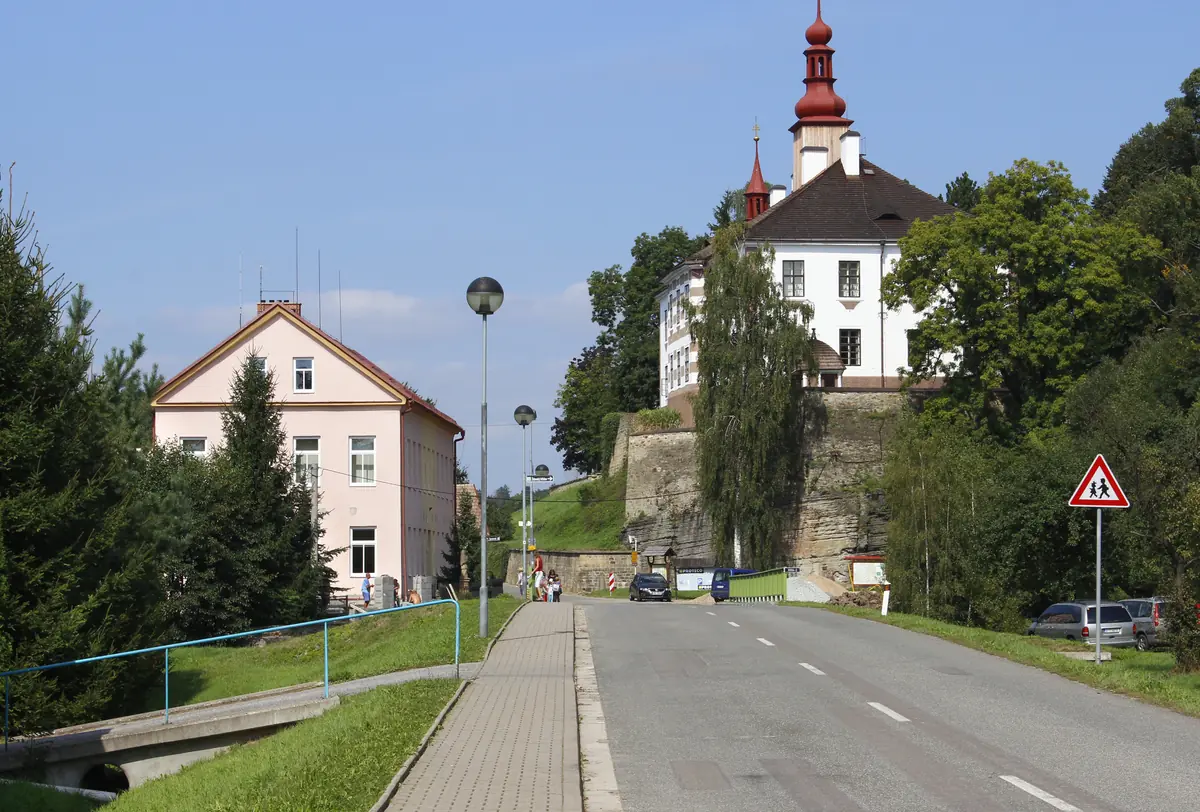Zámek Skalka
