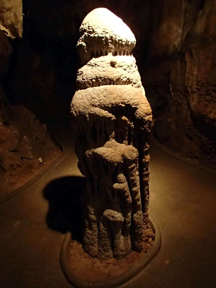 Mladečské jeskyně