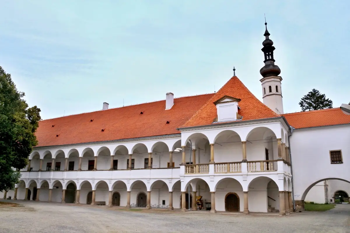 Oslavany-Padochov