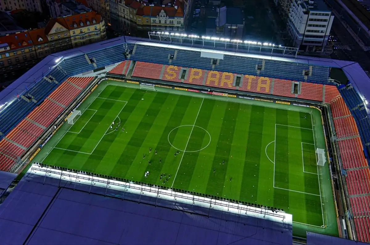 epet ARENA